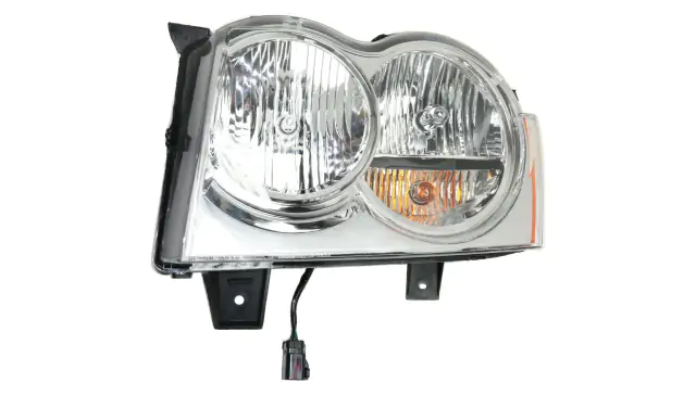HeadLight for Jeep Grand Cherokee 2005-2007 - Image 2